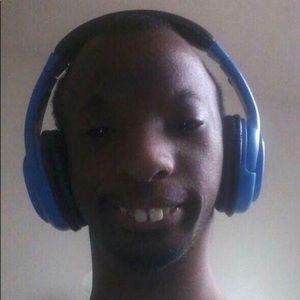 Meet your Posher, Christopher